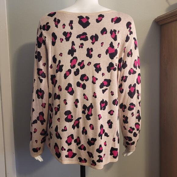 Chico’s Leopard Print Rayon Top Sz L (2) Pink Tan Animal Print Pullover Blouse - Picture 3 of 9